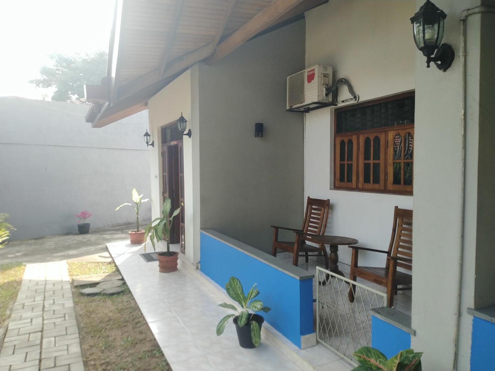 Blue Bell Hotel Negombo Eksteriør billede