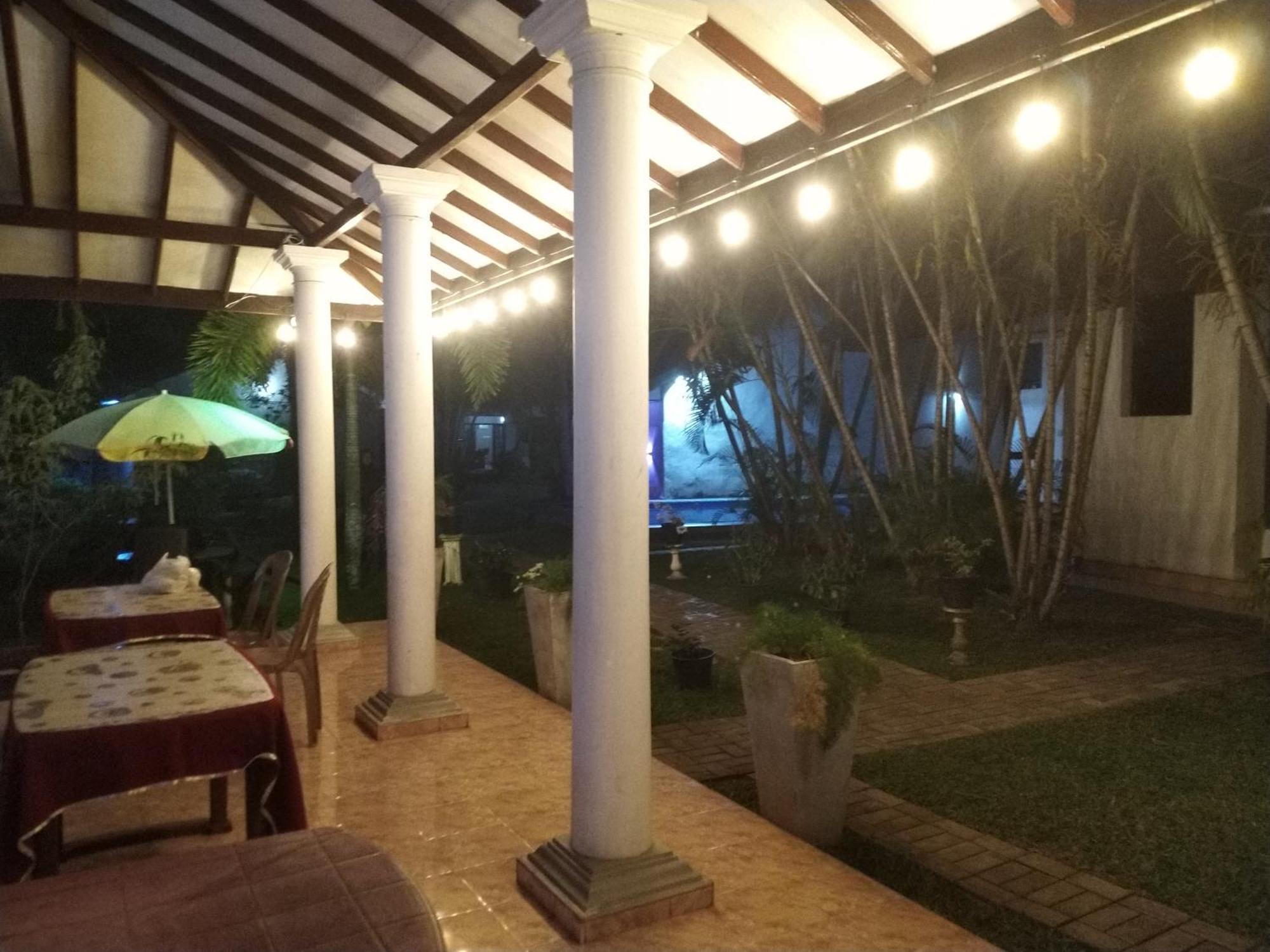 Blue Bell Hotel Negombo Eksteriør billede